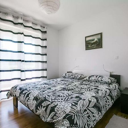Apartment Vitalia 2+2 Пореч Екстериор снимка